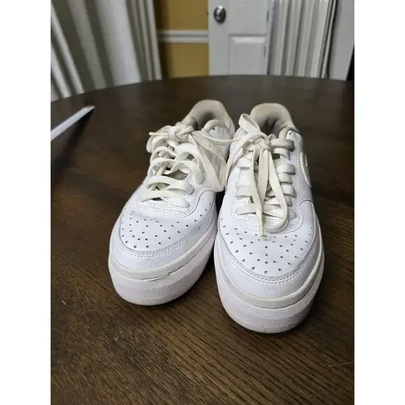 Nike Air Force One AF1 Low Triple White Sneaker Women’s 314192-117 Size 8 - Picture 12 of 16